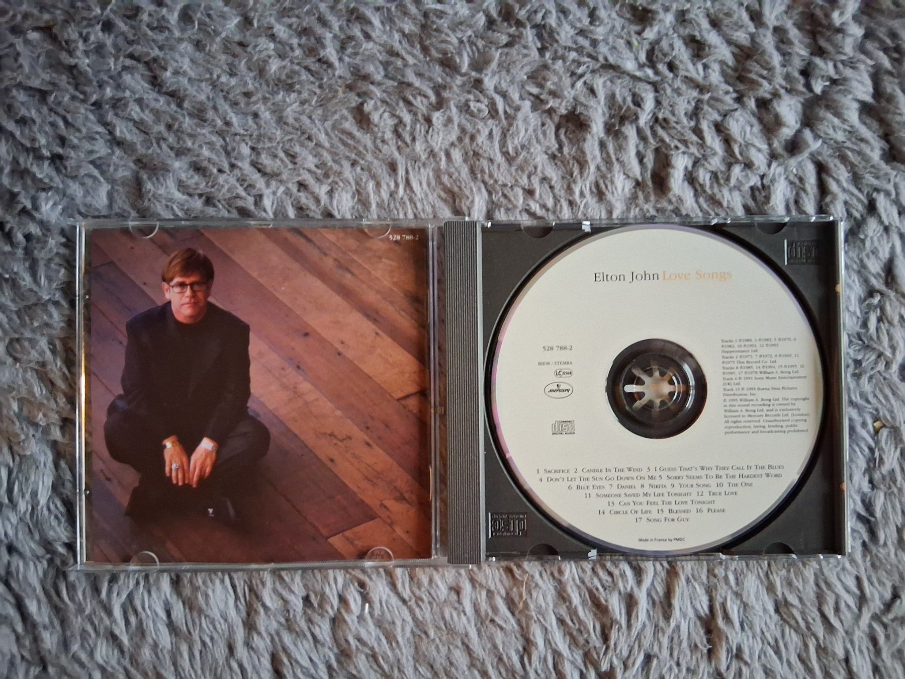 CD: ELTON JOHN     LOVE SONGS     CD – Usato da Wetzikon ZH venduto da Ramones01 2