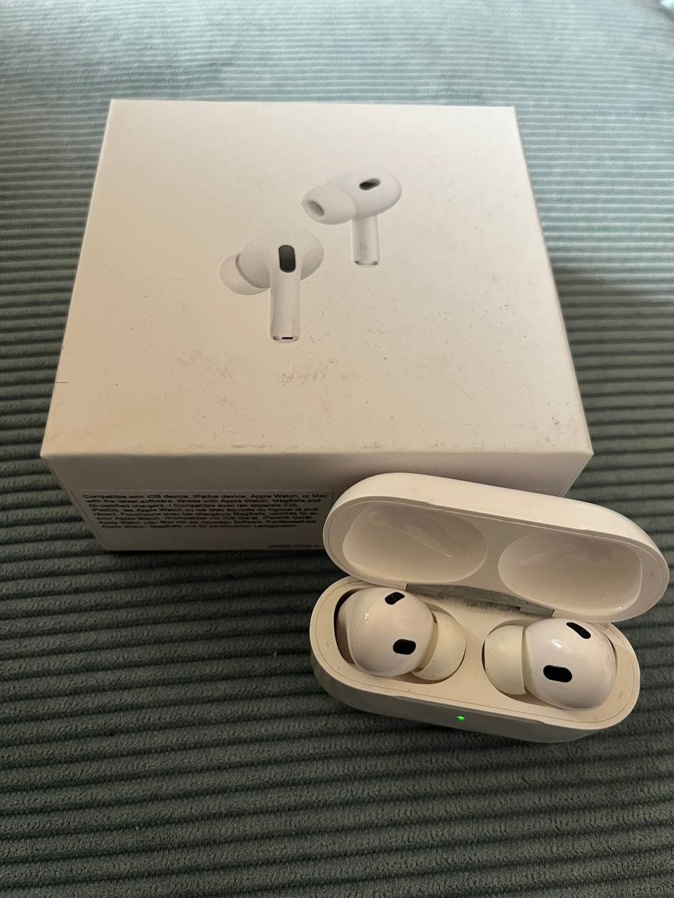 Apple Kopfhörer: AirPods Pro (2nd Generation) – Gebraucht aus Zürich von Siltscha