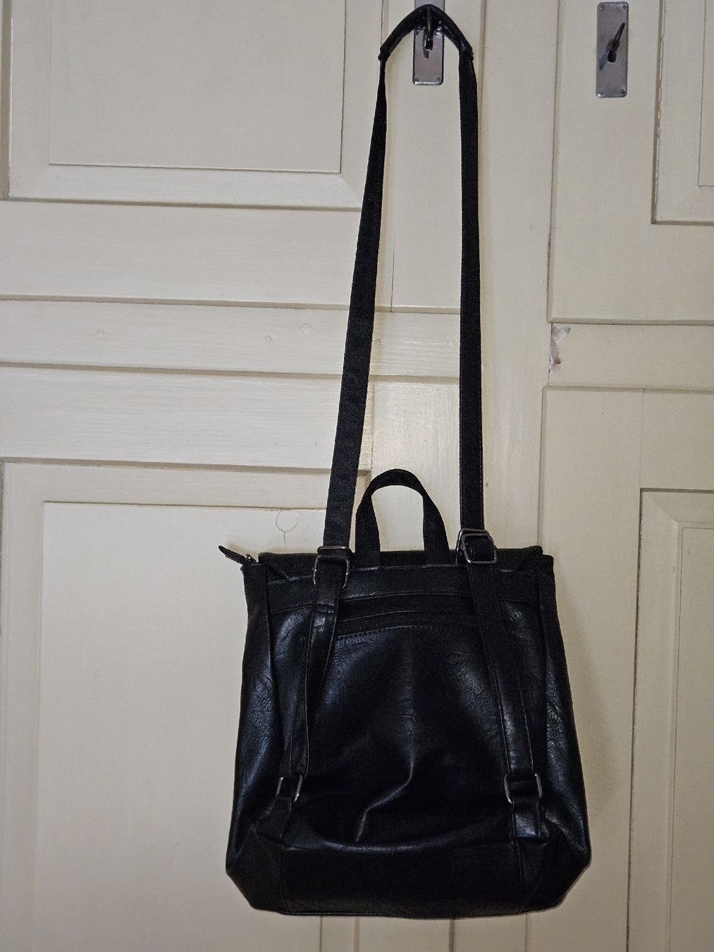 Zaini: Schwarzer Rucksack / Schultertasche – Usato da Rheineck venduto da Eulalia40 2
