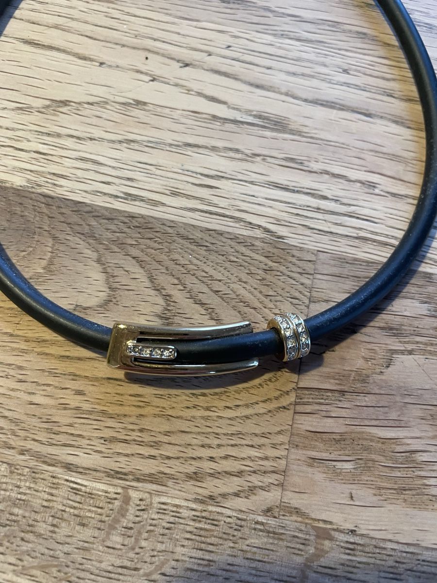 Pierre Lang Catenine: Pierre Lang Halsband – Usato da Flawil venduto da Naphtali 2
