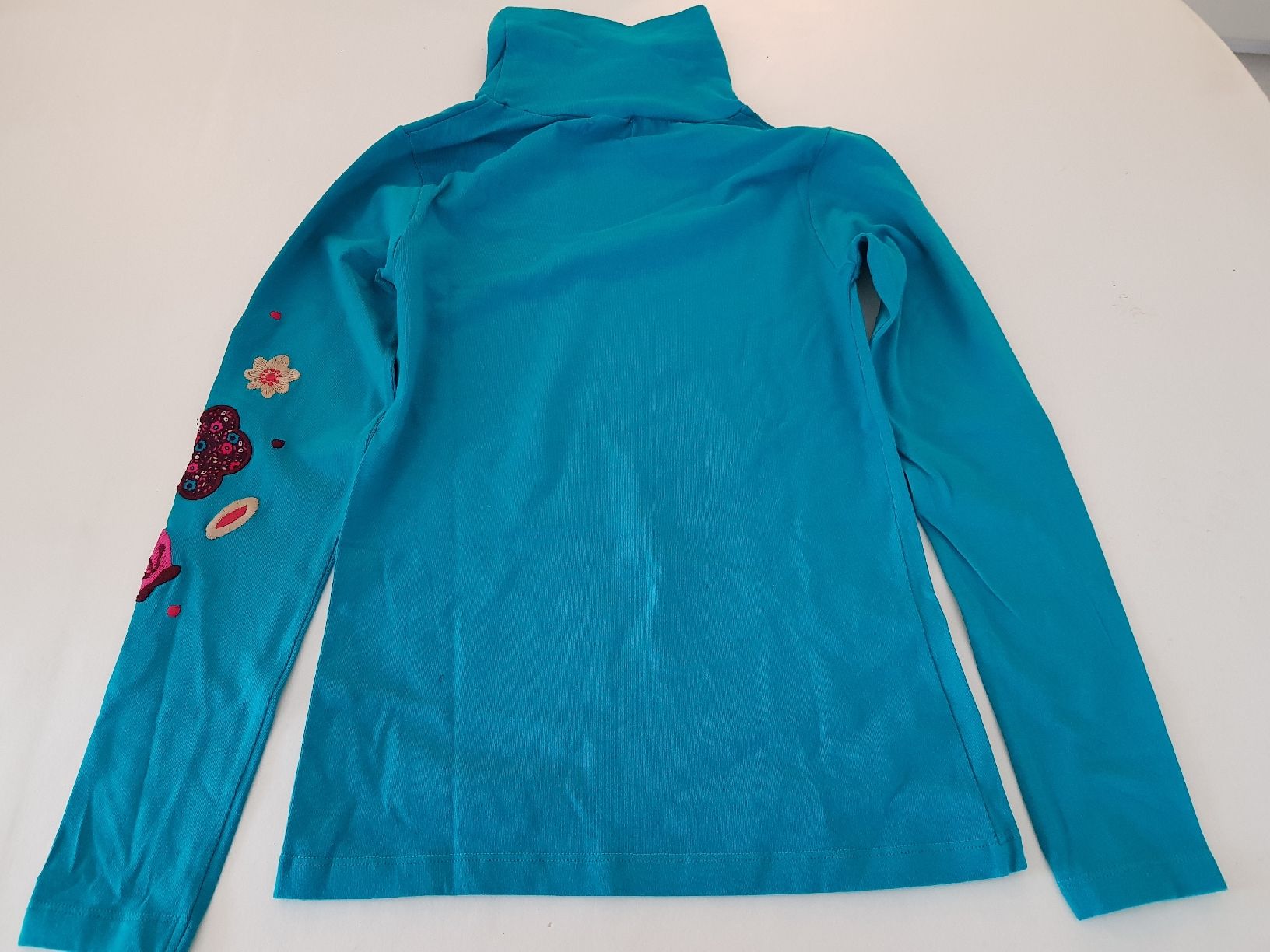 Camicette, T-shirt & Top: shirt à manches longues – Usato da Hermance venduto da Triplebizzo 2