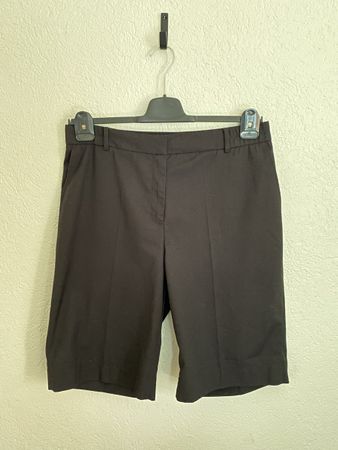 Pantalon court noir ESPRIT taille 42
