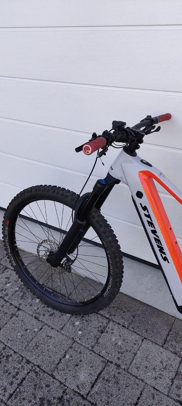 Stevens Velos: STEVENS E-Inception Carbon – Gebraucht aus Rorbas von Angahuan 1