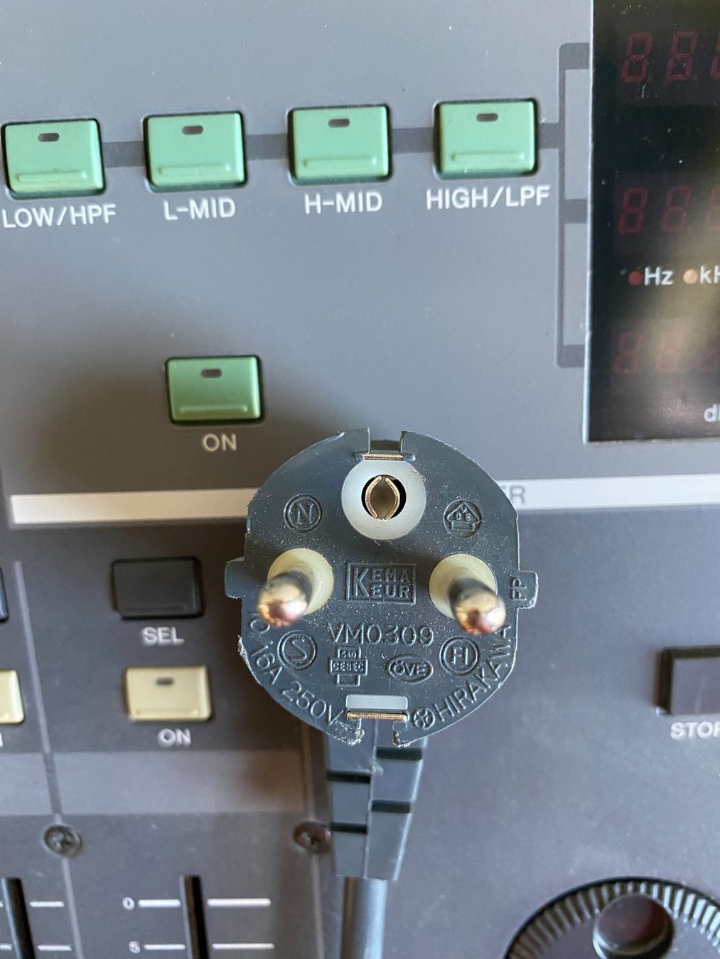 Yamaha Mischpulte: Yamaha O2R Digital Mixer – Gebraucht aus Steffisburg von Blaukreuzbrocki.Thun 4