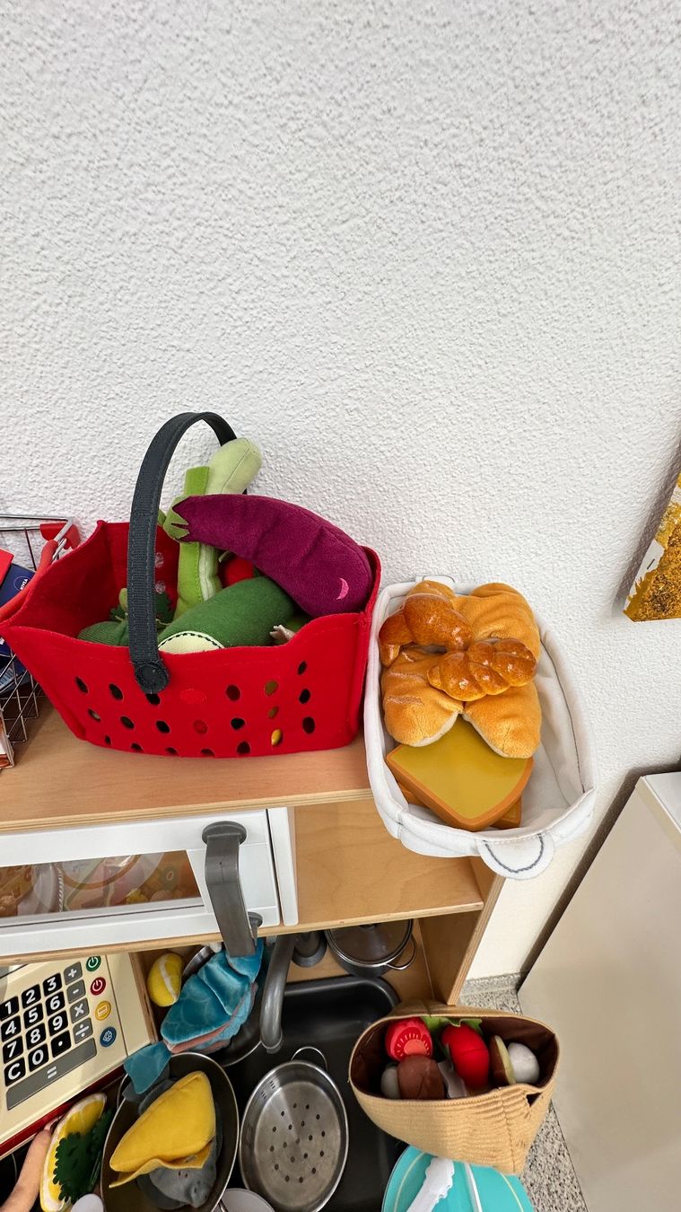Ikea Giocattoli: Kinderspielküche aus Holz mit viel Zubehör – Nuovo (secondo la descrizione) da Siebnen venduto da tin_c6g5 2