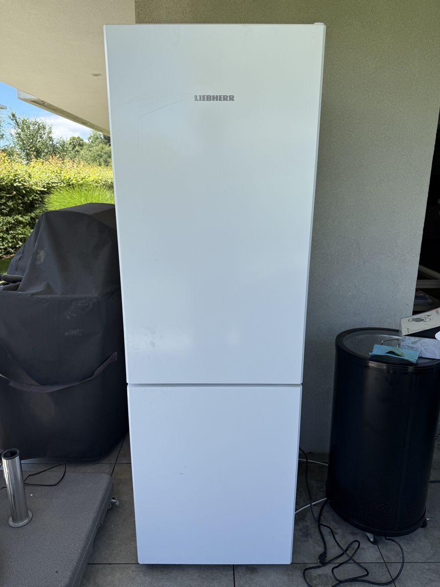 Liebherr Kühlschrank: Frigo Liebherr – Defekt aus Epalinges von ber_c8hk
