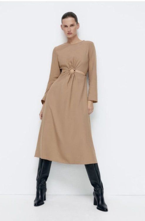 Zara Kleid Mit Cut Outs 1
