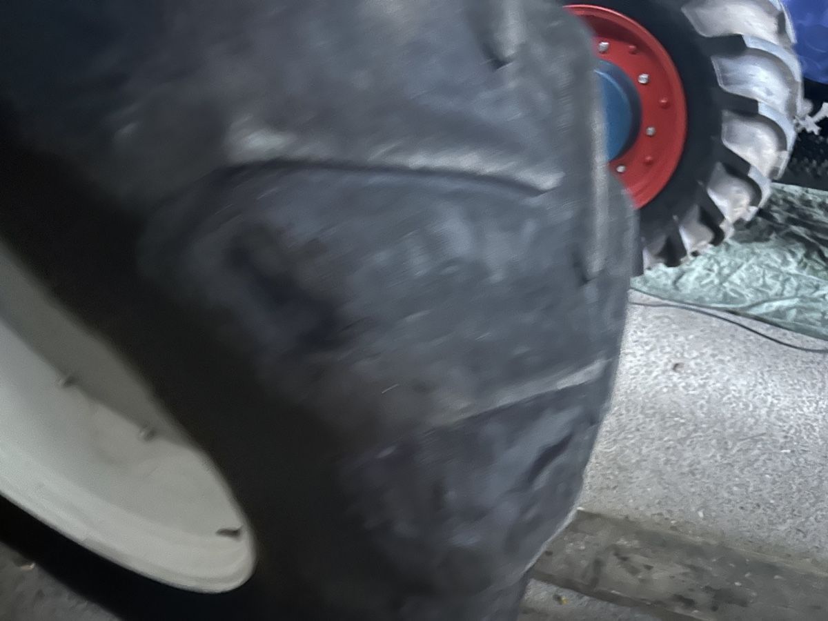 Pneumatici & Ruote complete: Pulling Räder 650/65 R38 Ford New Holland – Usato da Alterswil FR venduto da ram_7qjt 4