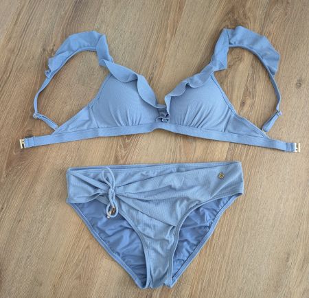 Beachlife Bikini hellblau mit Volants Gr. 38 neuwertig