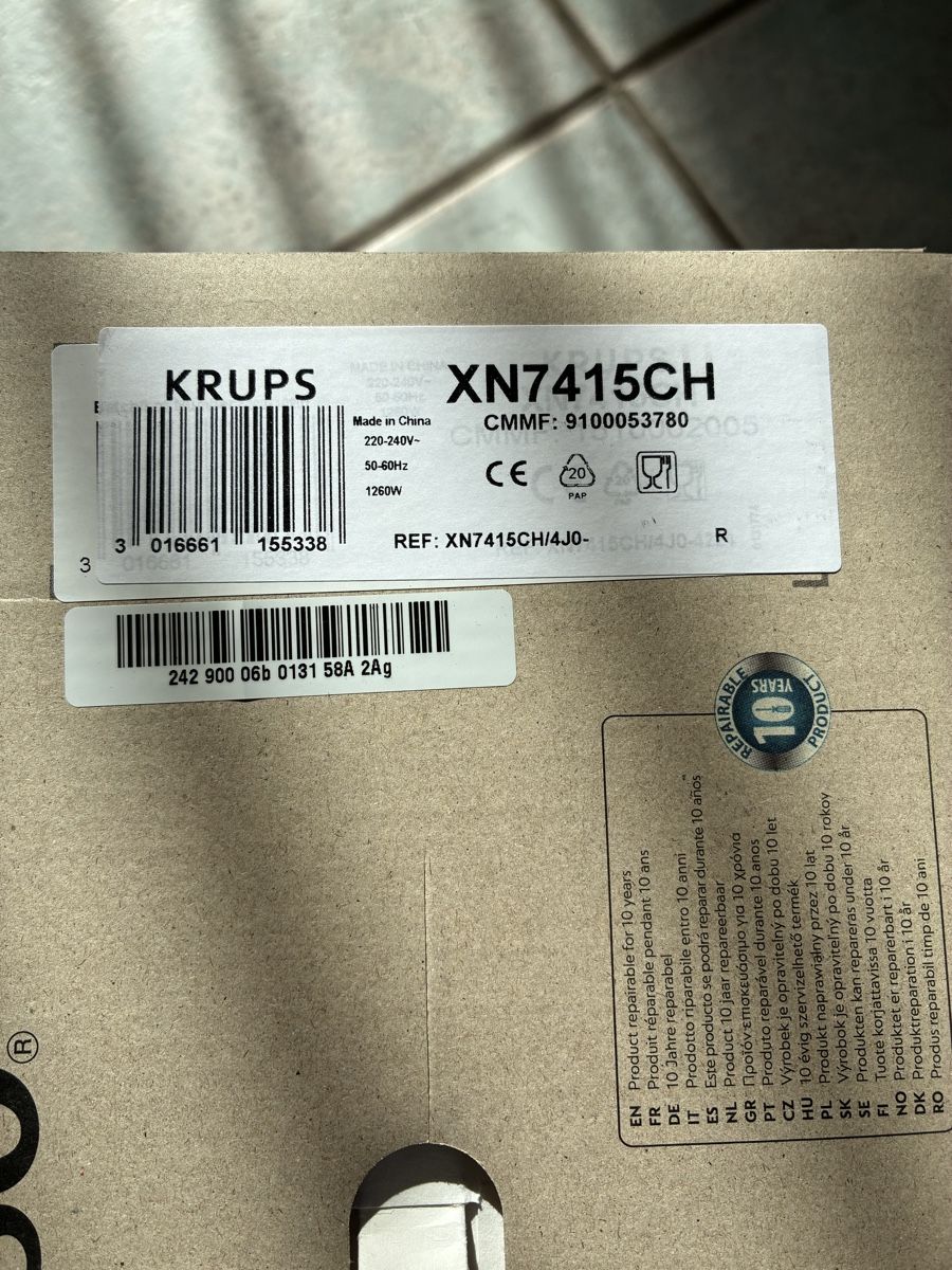 Krups Macchine per caffè & Macchine per espresso: Machine à café Krups Nespresso Citiz  – Nuovo e nell'imballaggio originale da Courgenay venduto da hertzogg 8