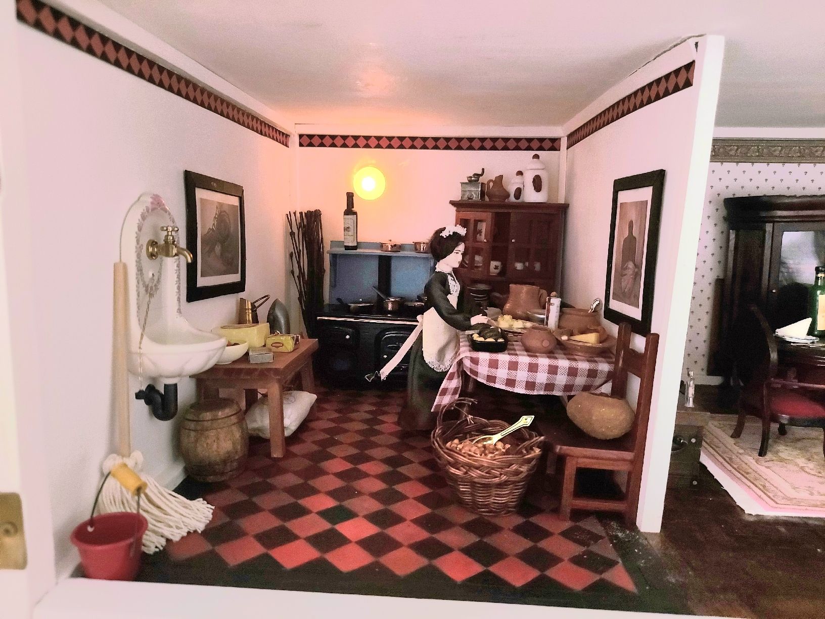 Puppenhäuser & -möbel: Traumhaftes Puppenhaus – Gebraucht aus Ossingen von sch_p6d5 4