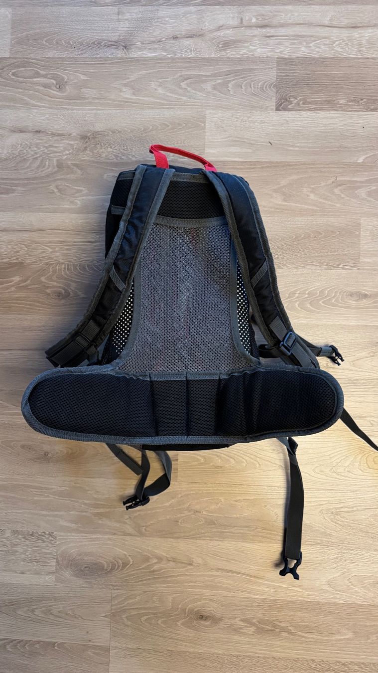 Zaini: Rucksack Crosswave Spina 18L – Usato da Worb venduto da nmvd 1