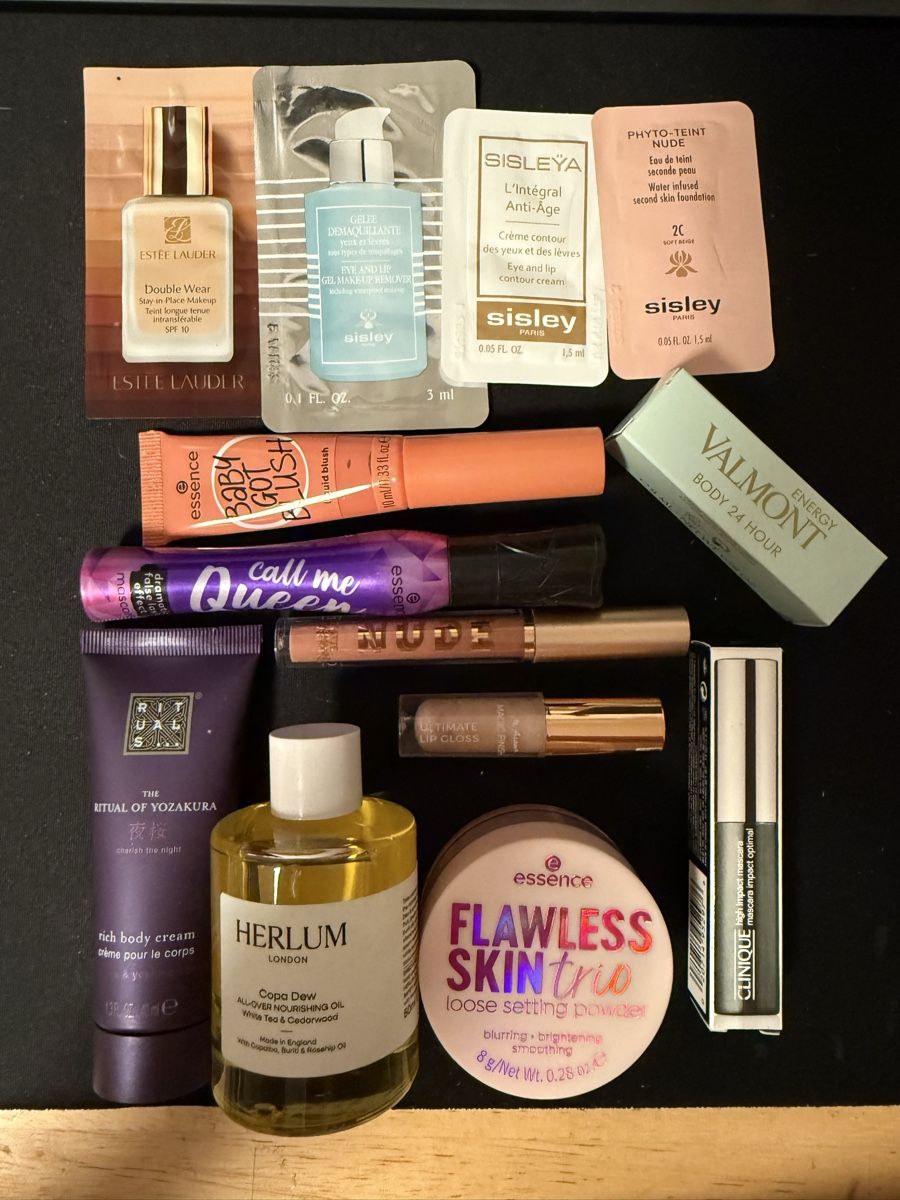 Make-up: Beauty Bundle Box 4 – Usato da Regensdorf venduto da isatoby9591
