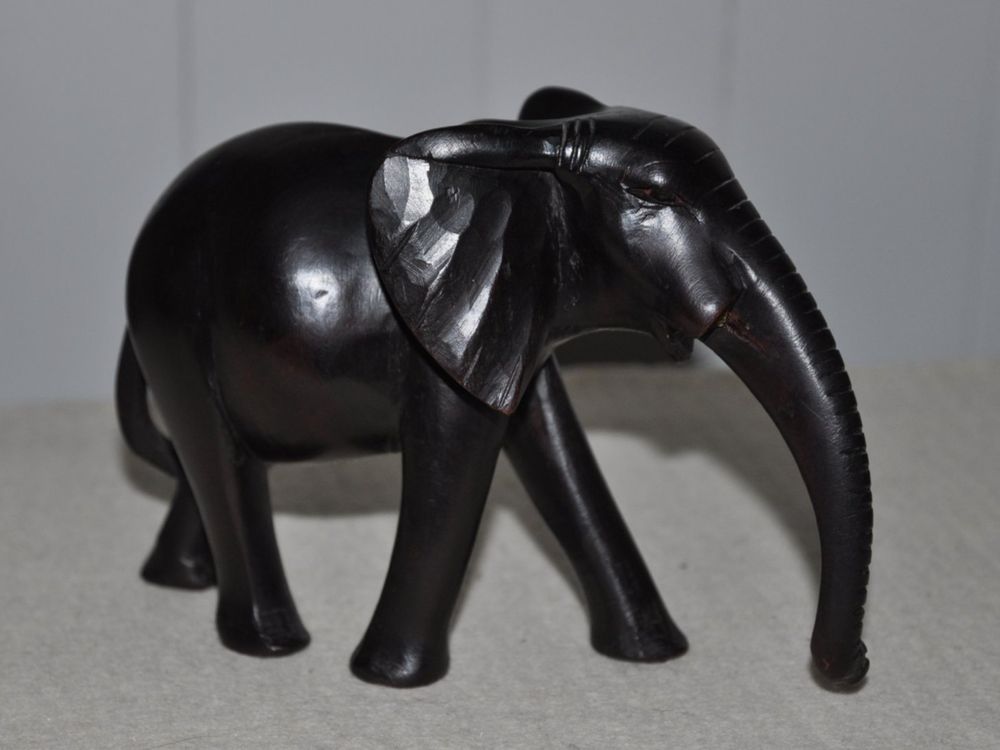 Ipetboom Vintage Holzpferd Deko Figur Handgeschnitzt Natürliche