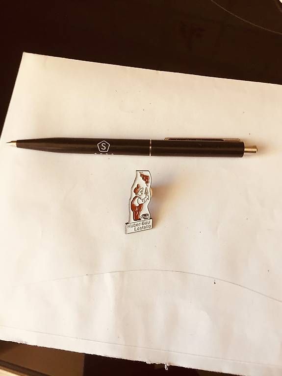Plaketten & Abzeichen: Buttons Huber Bau Lostallo – Gebraucht aus Zürich von gol_jc2x 1