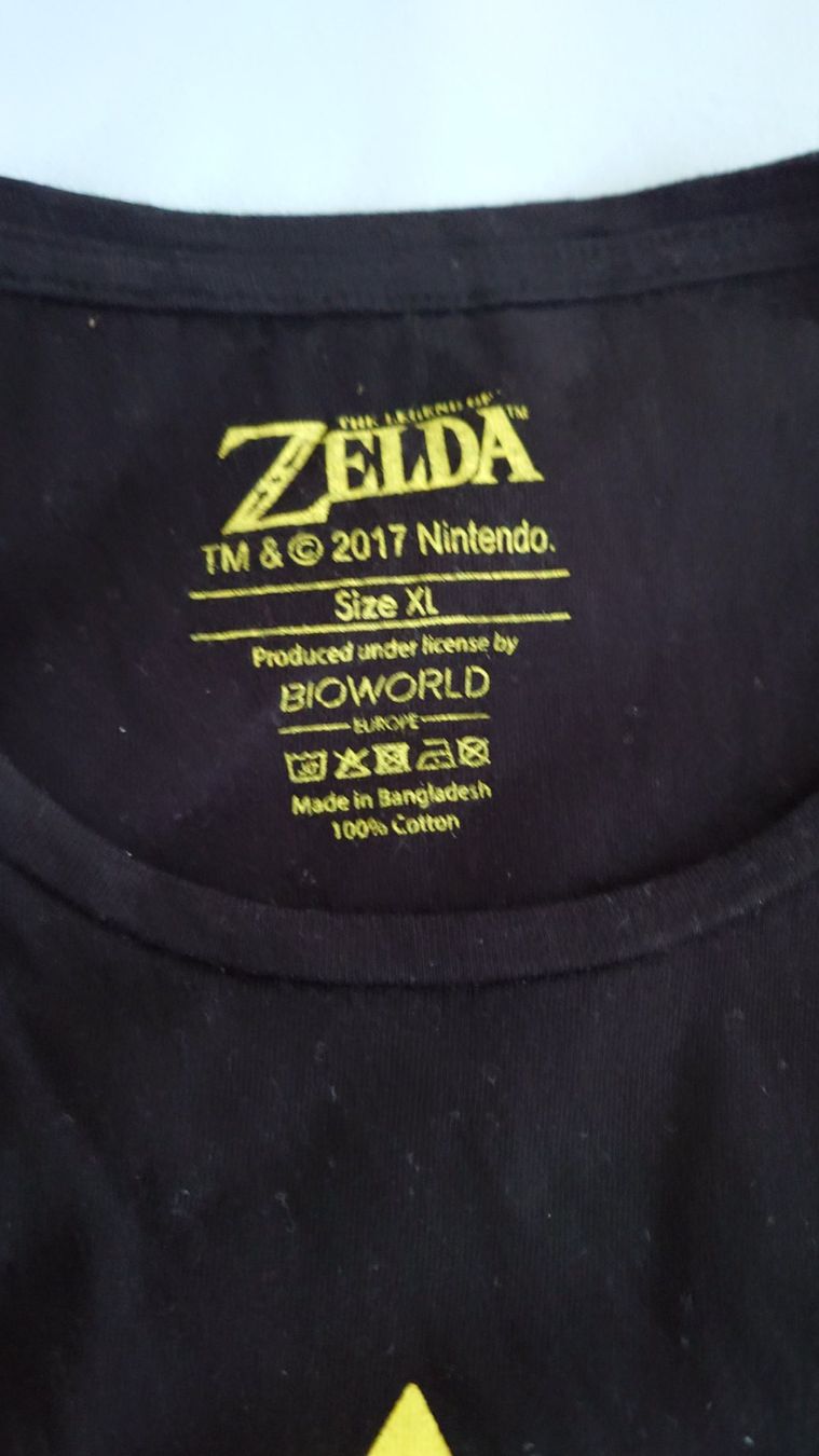 Pigiami: Pyjama Zelda XL – Nuovo (secondo la descrizione) da Cugy VD venduto da Twinsen93 1