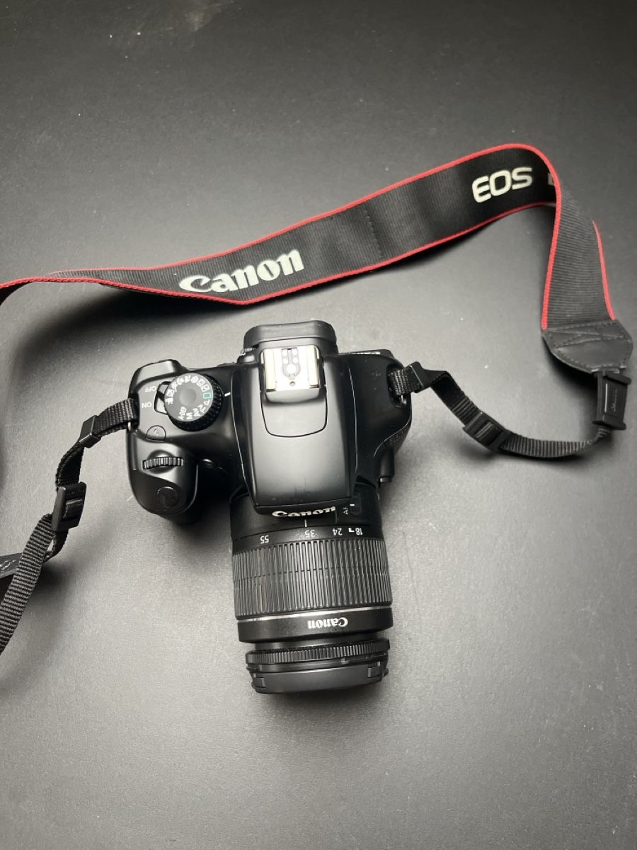 Canon Fotocamera: Spiegelreflexkamera Canon EOS 1100D – Usato da Aarau venduto da dhu_6v9v