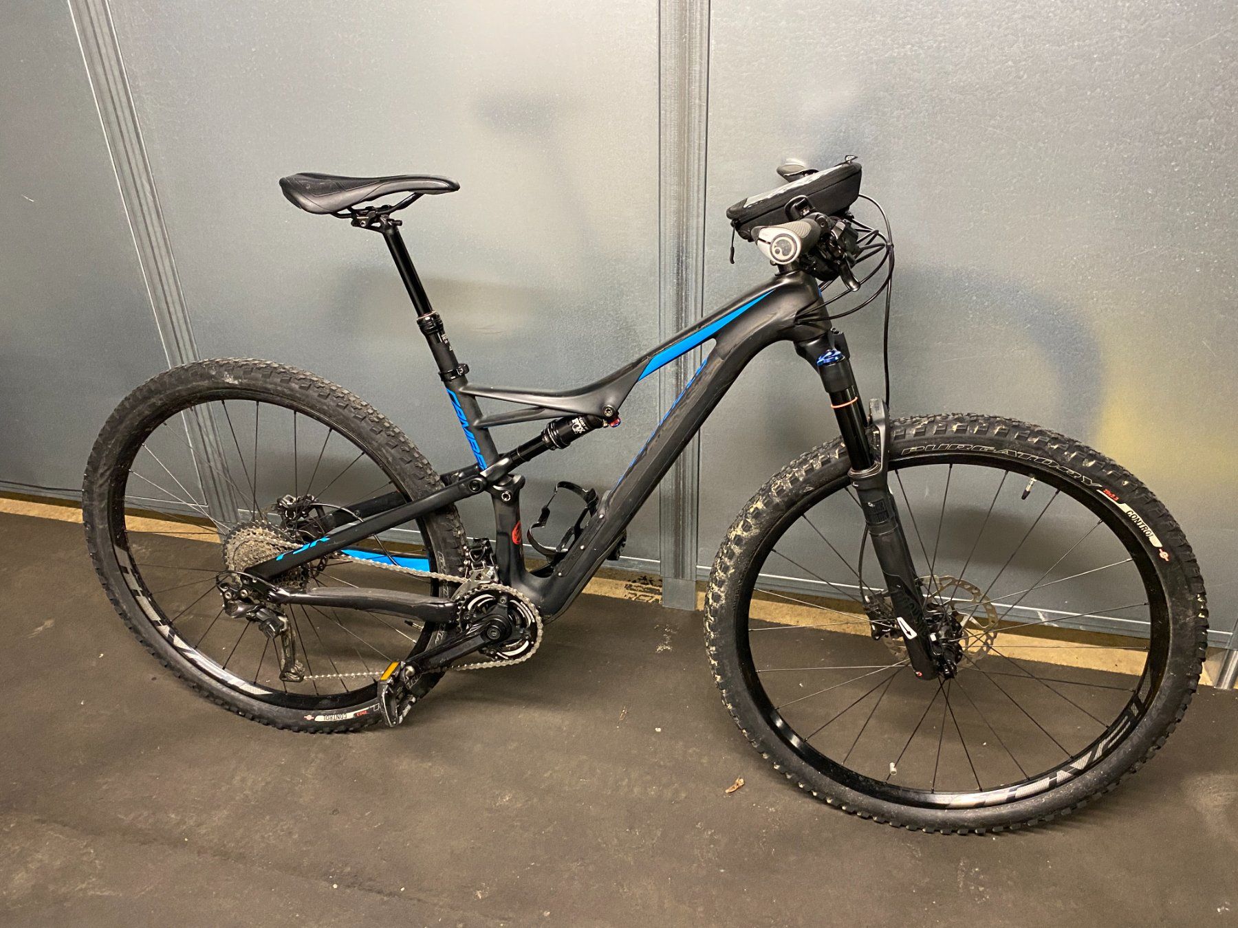 Specialized Biciclette: Specialized Camber Comp Carbon JG 2017 – Usato da Zug venduto da  1