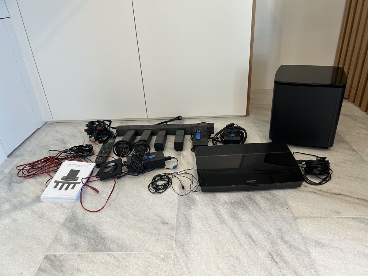 Bose Home Cinema: Bose Lifestyle 650 home entertainment system – Usato da Zürich venduto da ista_0110 5