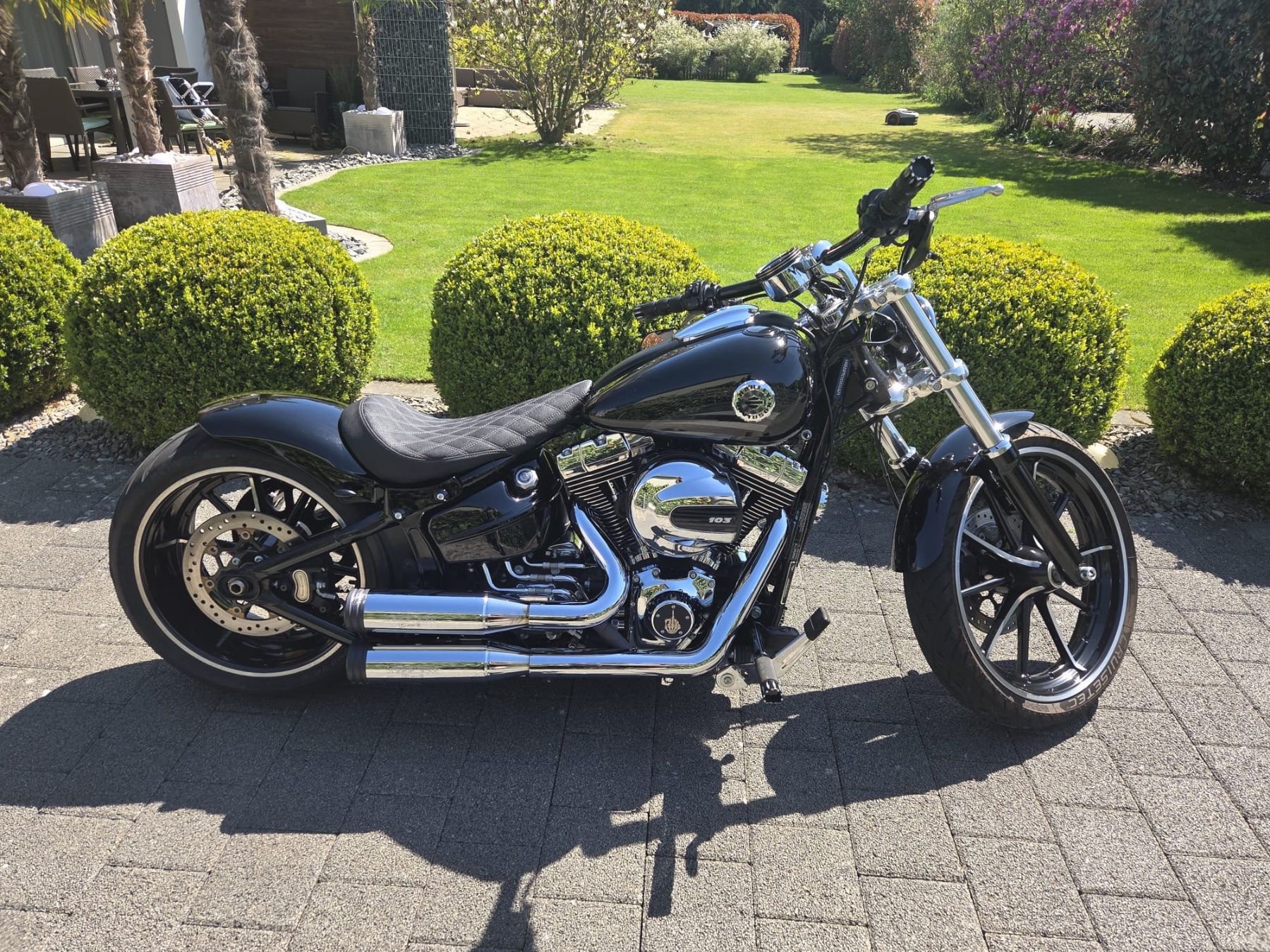Harley-Davidson Chopper: Harley-Davidson FXSB Softail Breakout, MFK 16.06.26 – Usato da Thun venduto da rodor 4
