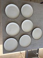 Teller von Ikea der Serie "Gladelig"