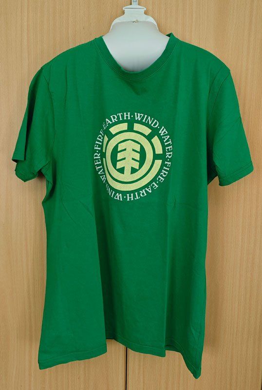 Element T-Shirts: Element T-Shirt Gr. L – Neu (gemäss Beschreibung) aus St.Gallen von Pheban