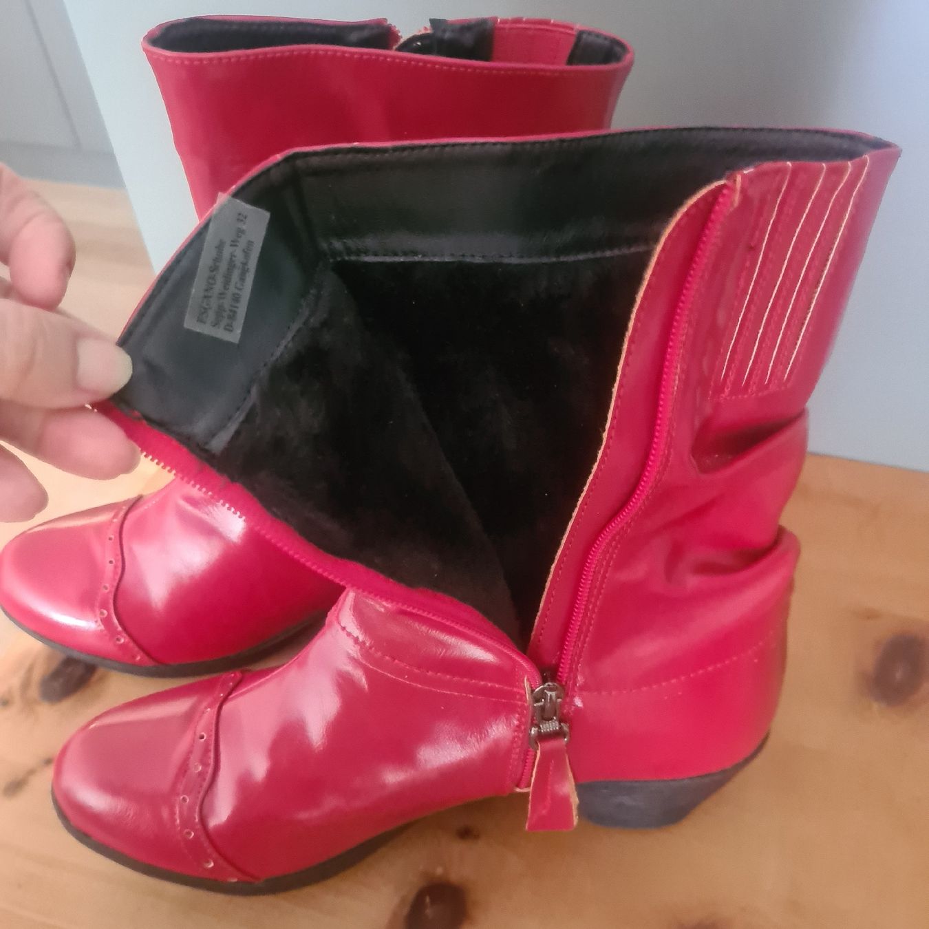 Damenschuhe: Damen Stiefelette Gr. 40 Rot – Gebraucht aus Steinen von turbogeiss99 3