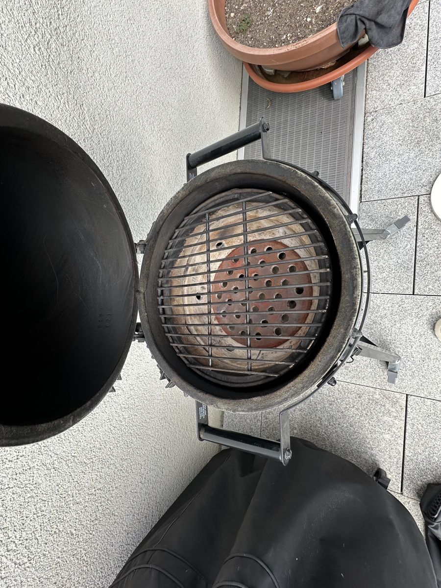 Grills: Big Green Egg, Mini Max, mit Gestell guter Zustand – Gebraucht aus Gundetswil von petriheilremimartin 2
