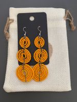 Boucles d'oreilles fait main en Tanzanie