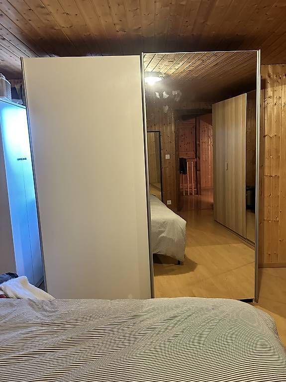 Schränke: Armoire penderie – Gebraucht aus Gingins von LolotteMo