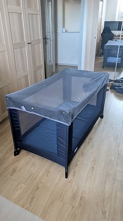 Betten: Lit parapluie/ lit de voyage avec matelas  – Gebraucht aus Vuarrens von bos_789g