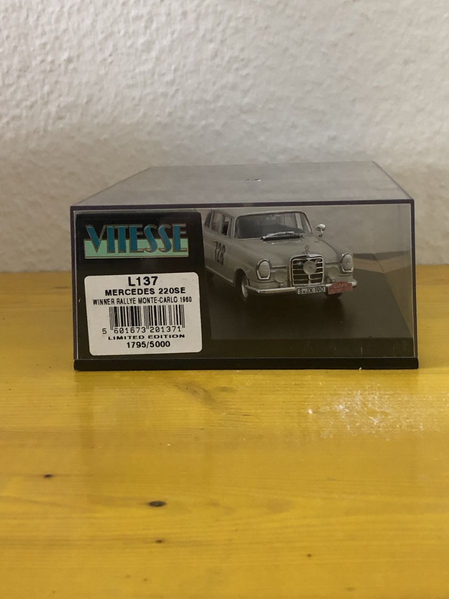 Mercedes-Benz Modellini d'auto: Modell Auto Mercedes 220 SE – Nuovo (secondo la descrizione) da Riehen venduto da Love-and-Peace 3