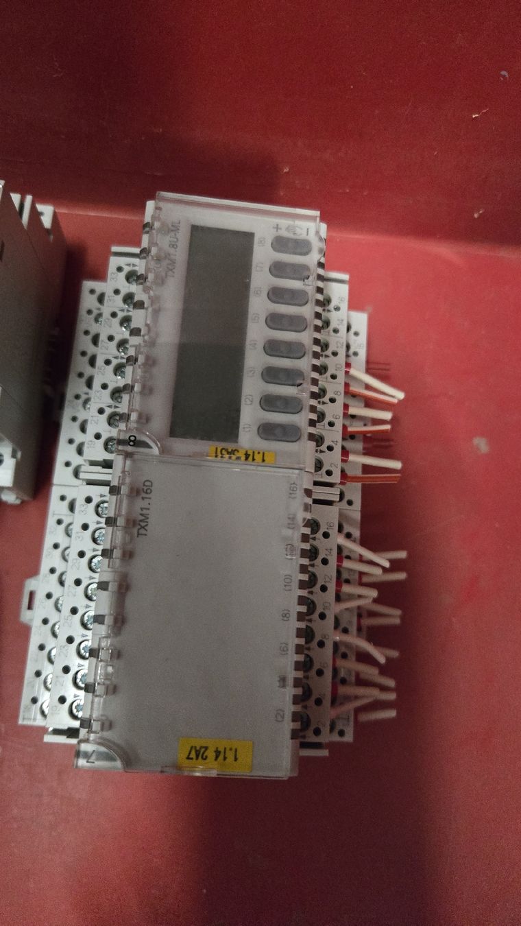 Siemens Sistema di controllo: Siemens SPS-Module PXM20 PXC100 – Usato da Lauerz venduto da Vibasin 2