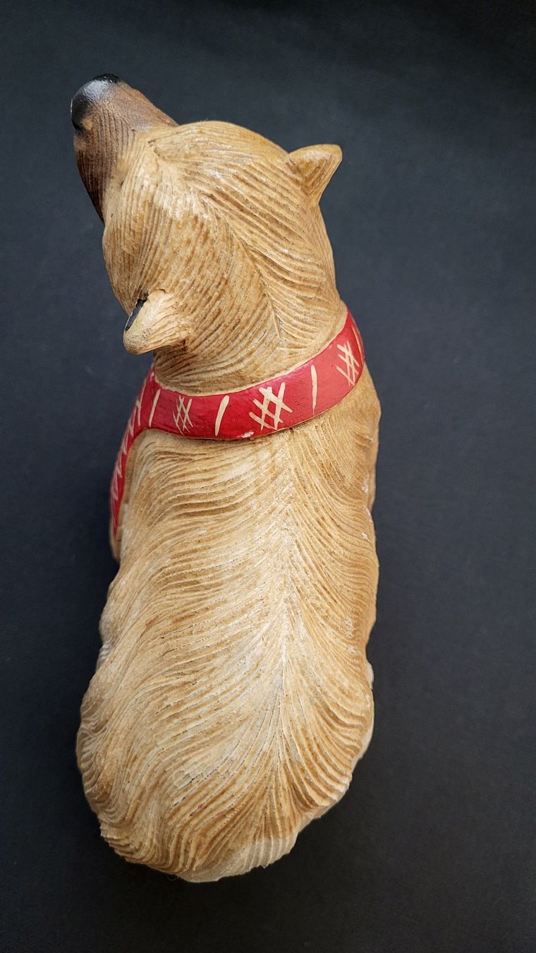 Figurines: Holzschnitzerei POLARBÄR MIT SCHAL – D'occasion à Basel par spinne02 8