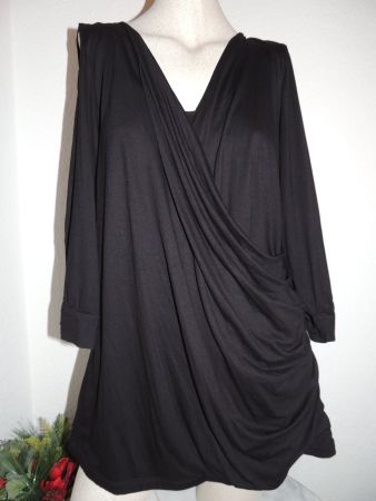 SCHÖNES SHIRT "BODYFLIRT" CUT-OUTS VISCOSE  NP 28CHF NEU 46