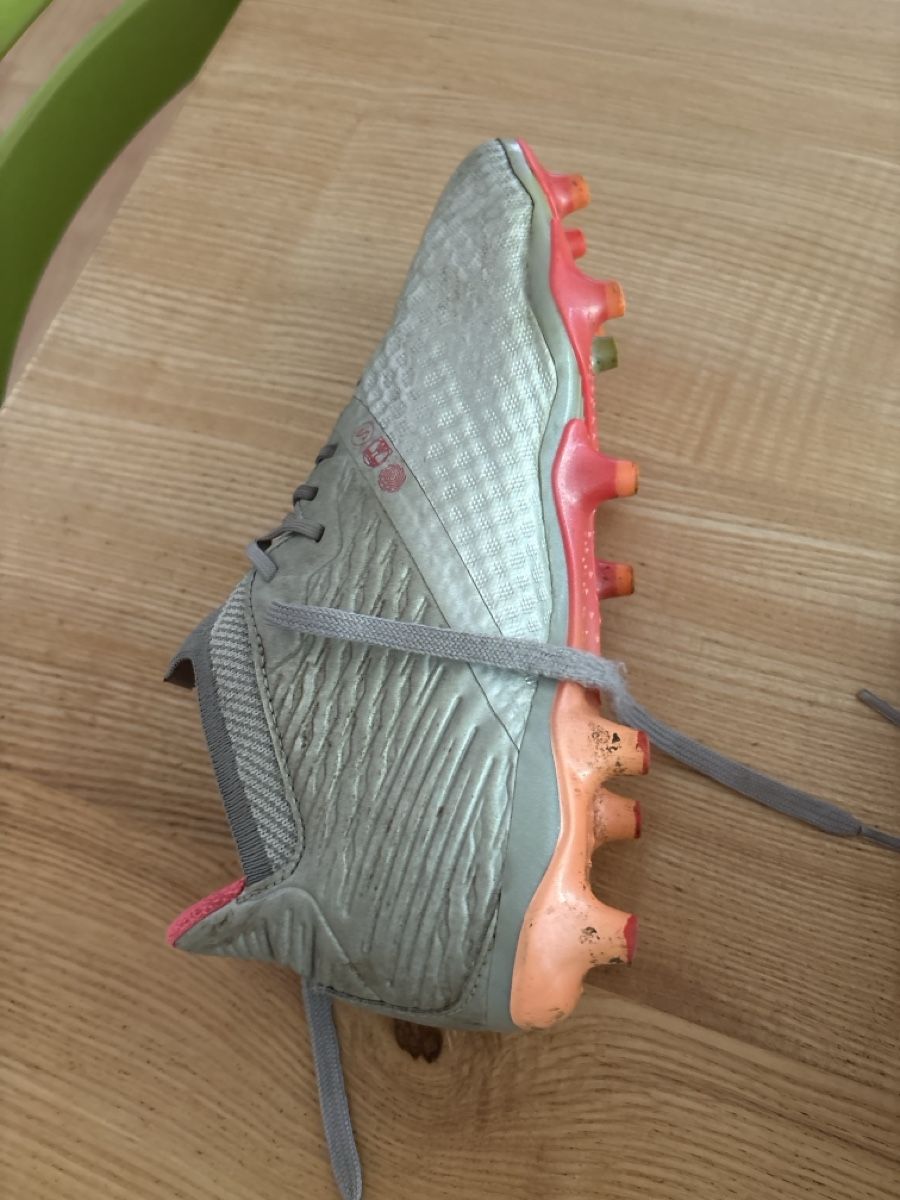Chaussures hommes: Fussballschuhe Gr. 39 – D'occasion à Steffisburg par cornelia812 1