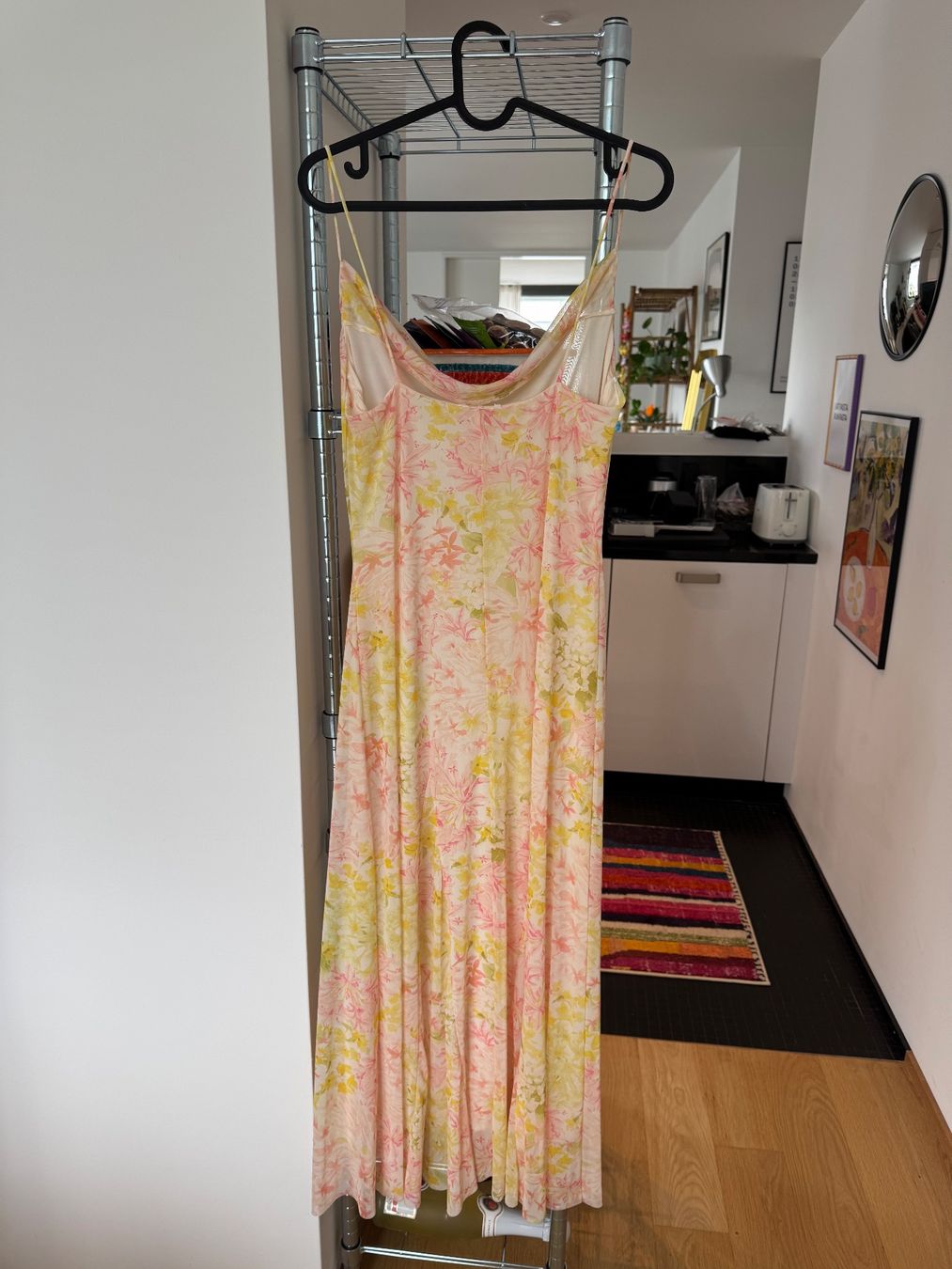 H&M Vestiti: Sommerliches Maxikleid mit Blumenmuster, Grösse M – Usato da Zürich venduto da rahelitas 2