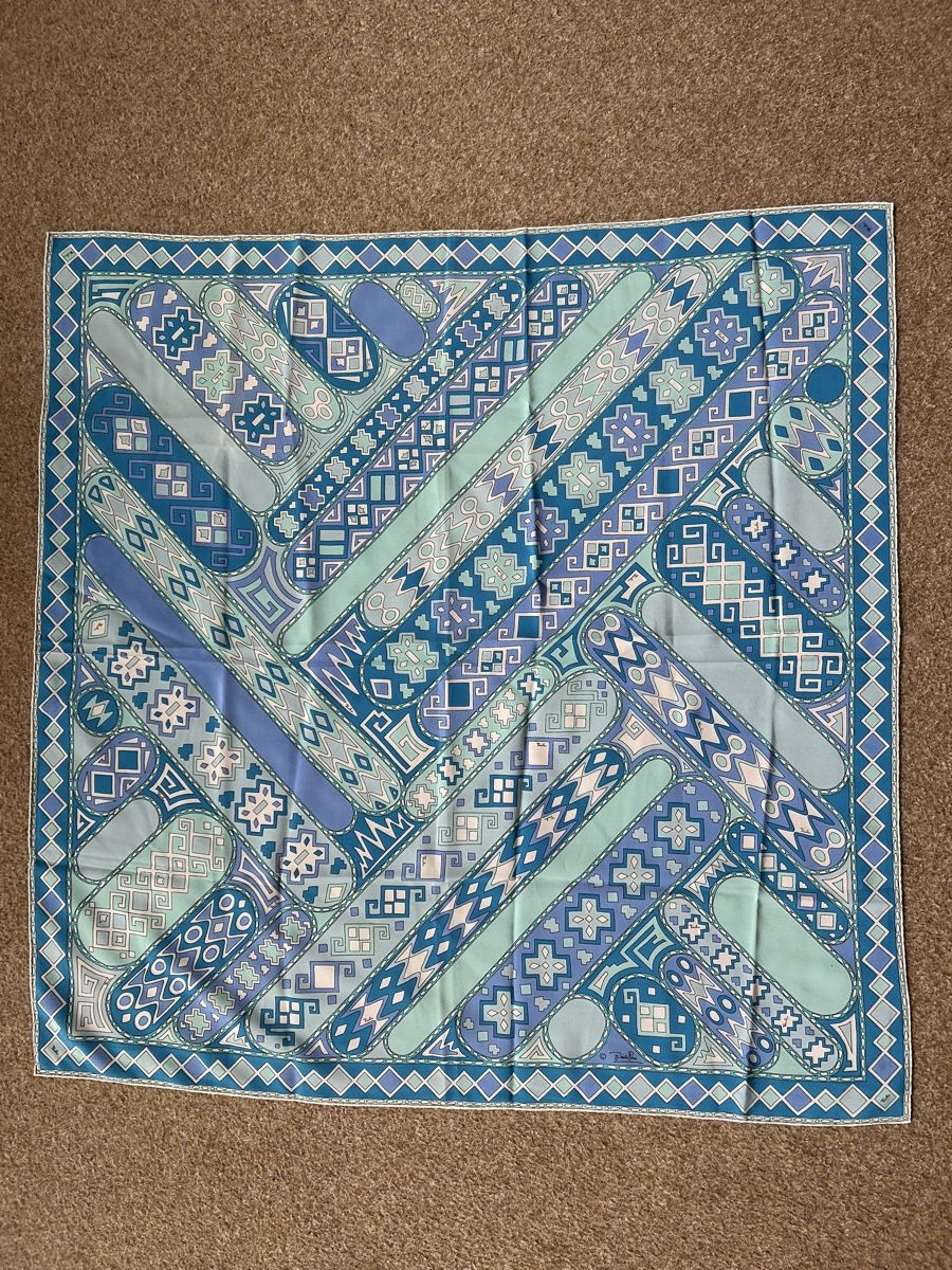 Foulards, Tücher & Schals: Foulard Seide Pucci – Neu (gemäss Beschreibung) aus Birsfelden von Exclusivity