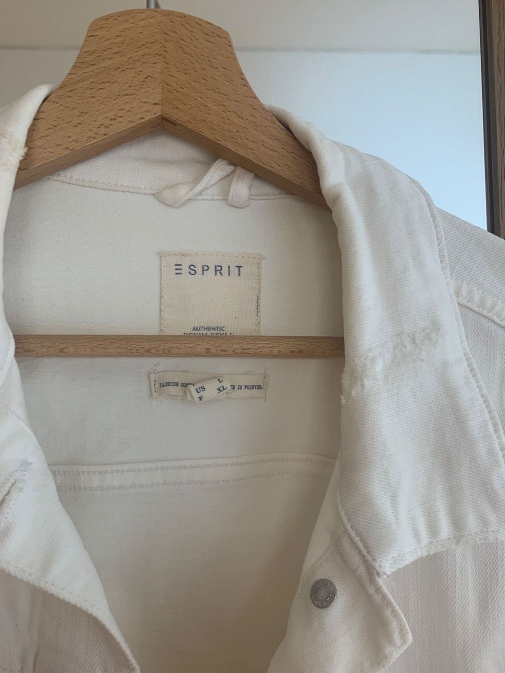 Giacche: Jeansjacke – Usato da Wetzikon ZH venduto da Jeannette022 1