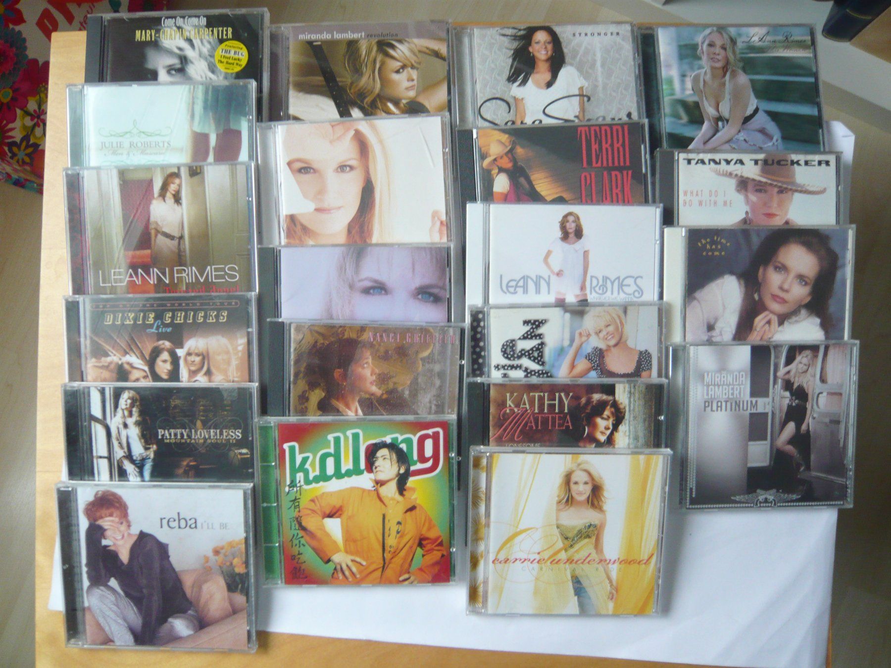 CD: 21 CD Country Ladies Sammlung – Usato da Winterthur venduto da Cajun