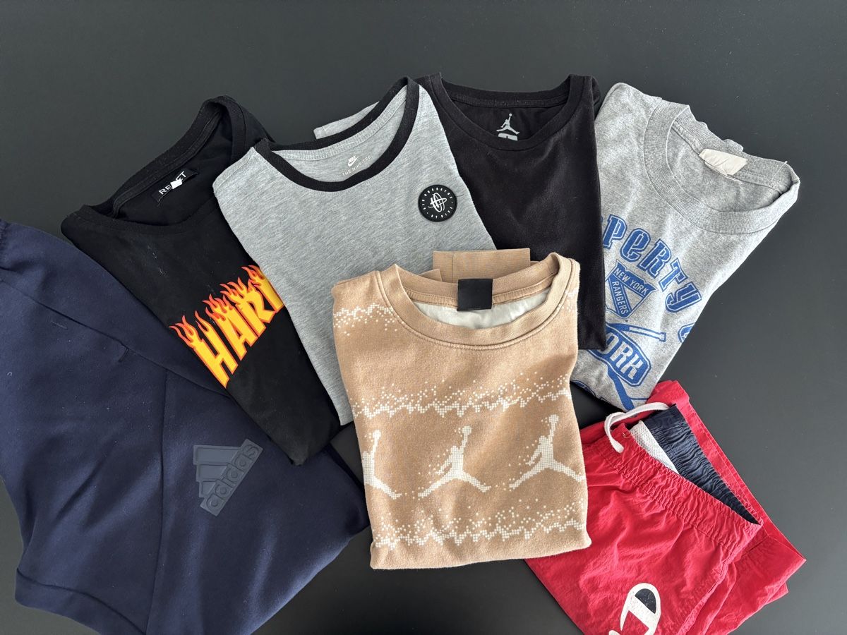 Ensembles coordonnés: Kleiderpaket Jungs Grösse 146 – D'occasion à Niederuzwil par Amicio