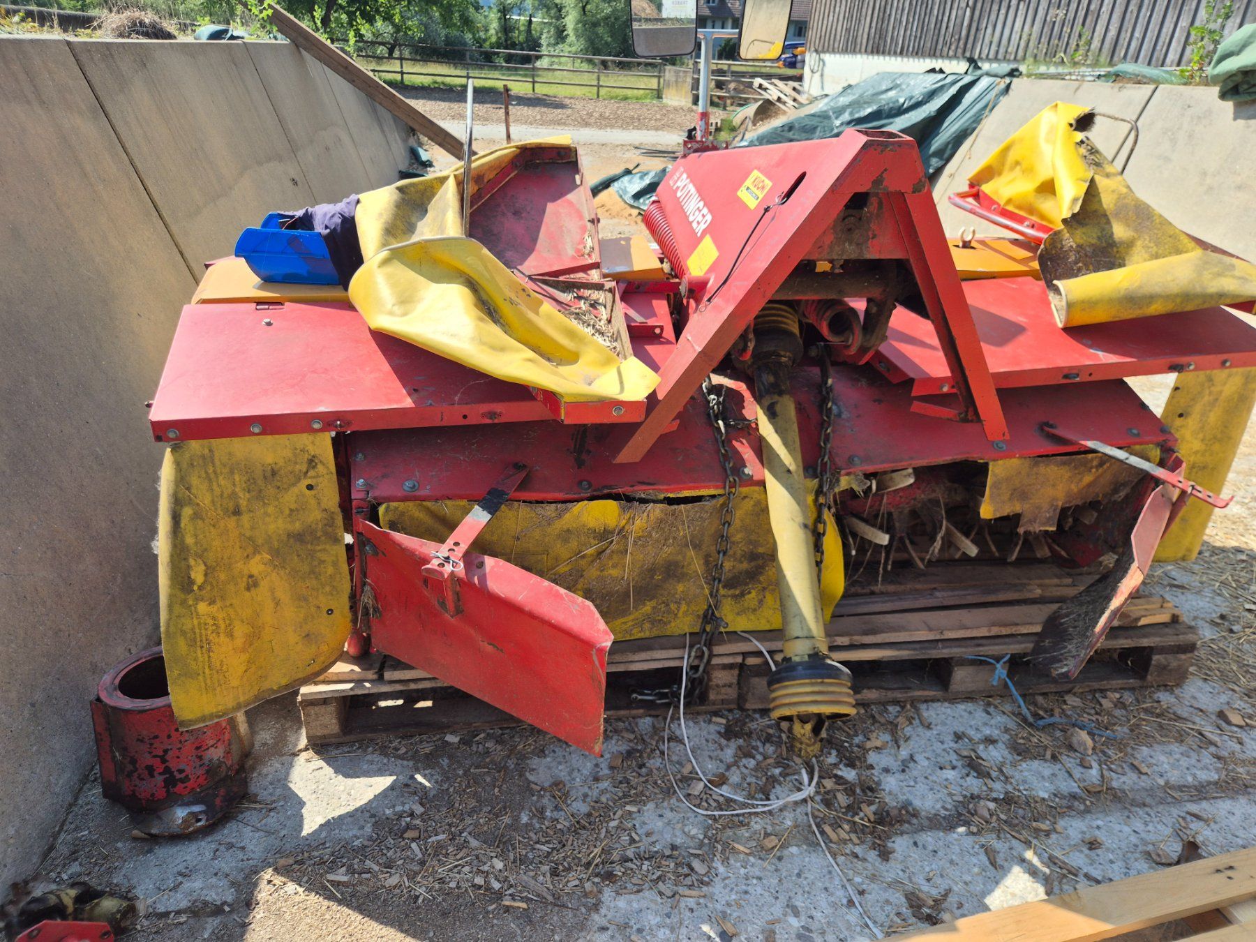Toutes les machines: Frontmähwerk – Défectueux à Riet (Neftenbach) par kel_k9j6 3