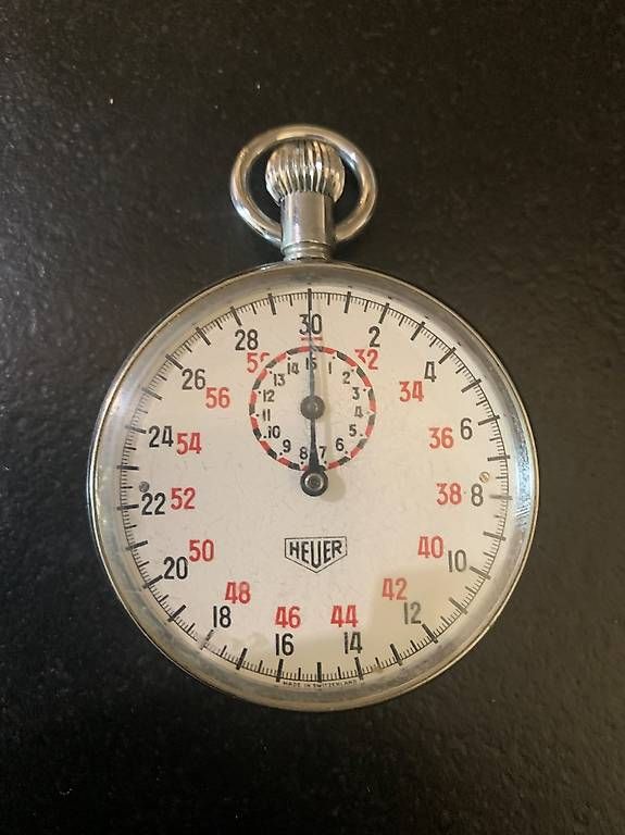 Orologi: Chronomètre Heuer – Usato da Le Mont-sur-Lausanne venduto da pasassez