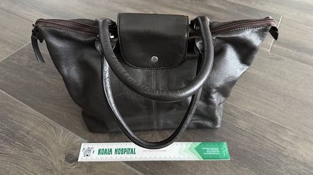 maddison Tasche  braun  praktisch