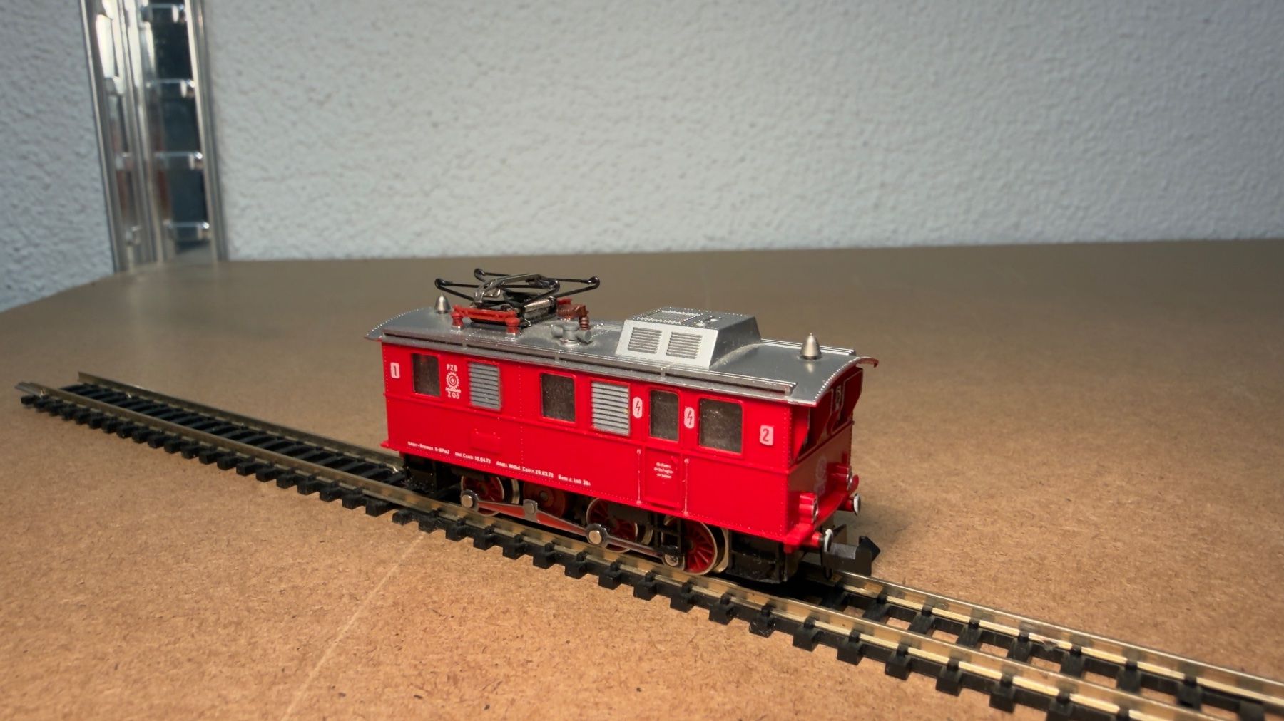 Fleischmann Modellini di ferrovie: Fleischmann Zahnradbahn 7306 Top Zustand – Usato da Schlieren venduto da rat_lq6b 5