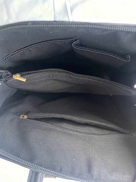 Rucksäcke: Schwarzer Rucksack – Gebraucht aus Bern von ela_hz6w 2