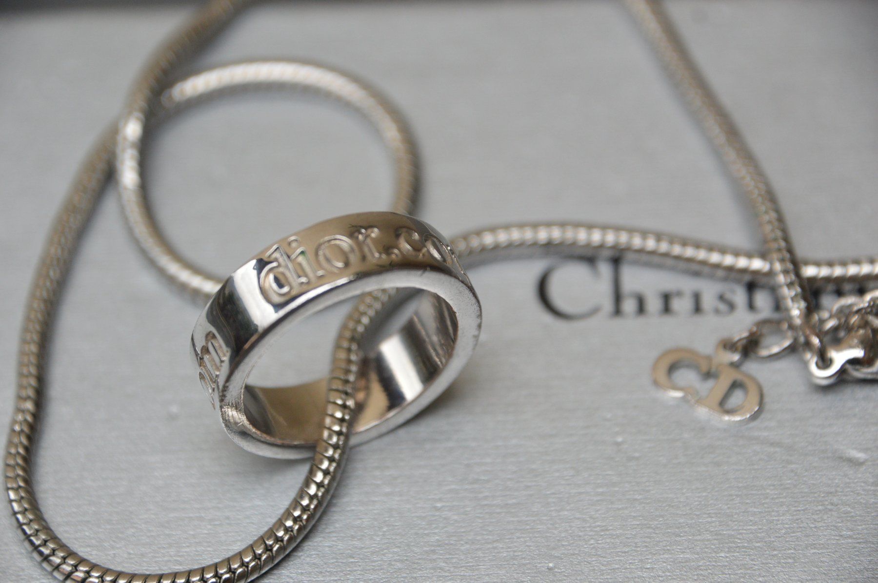 Dior Catenine: Halskette Ring Christian Dior collier  bague – Usato da Collonges venduto da Auganien 2