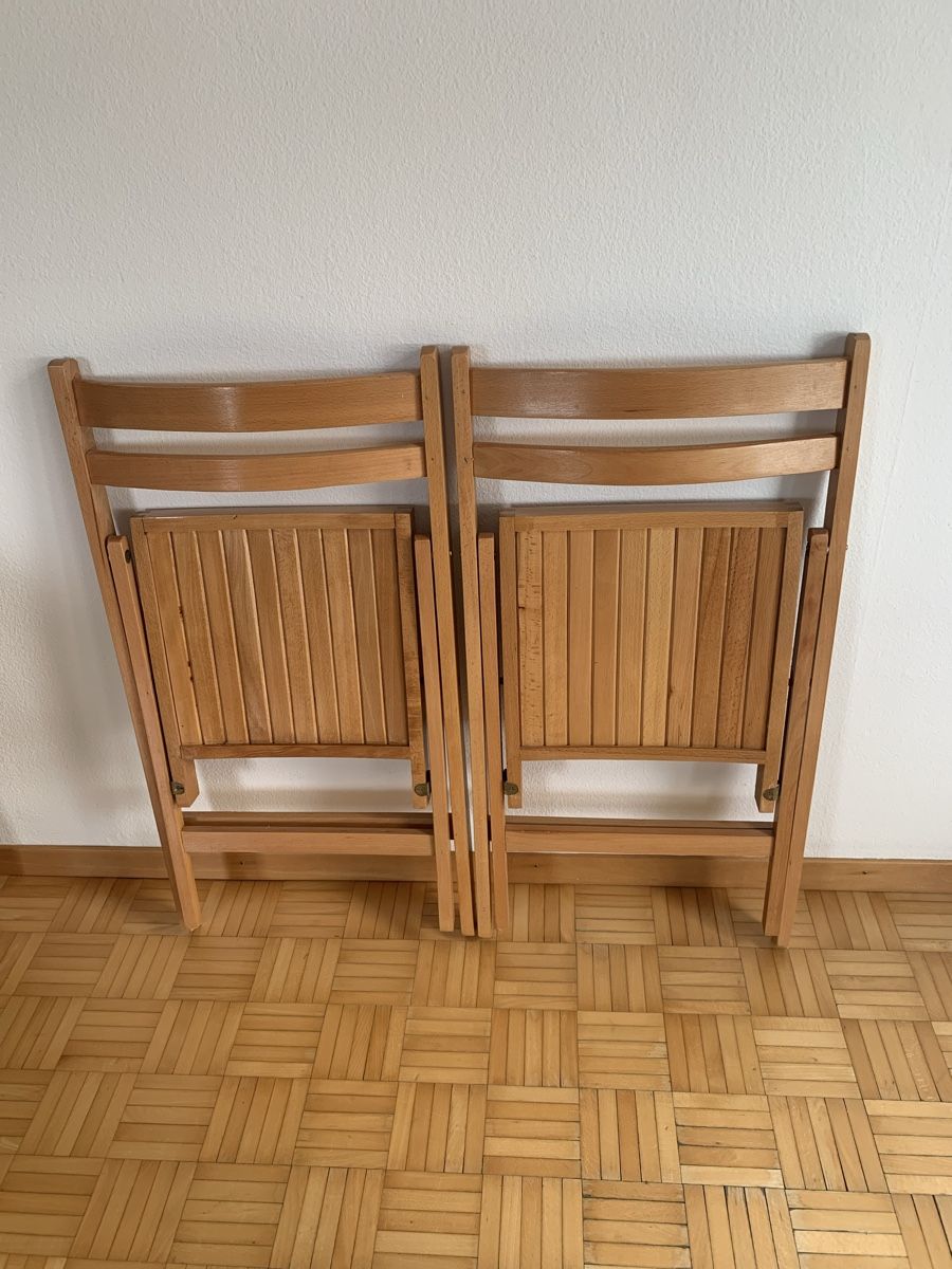 Sedie: ( 2 ) Klappstühle Holz  – Usato da Obfelden venduto da montes50 1