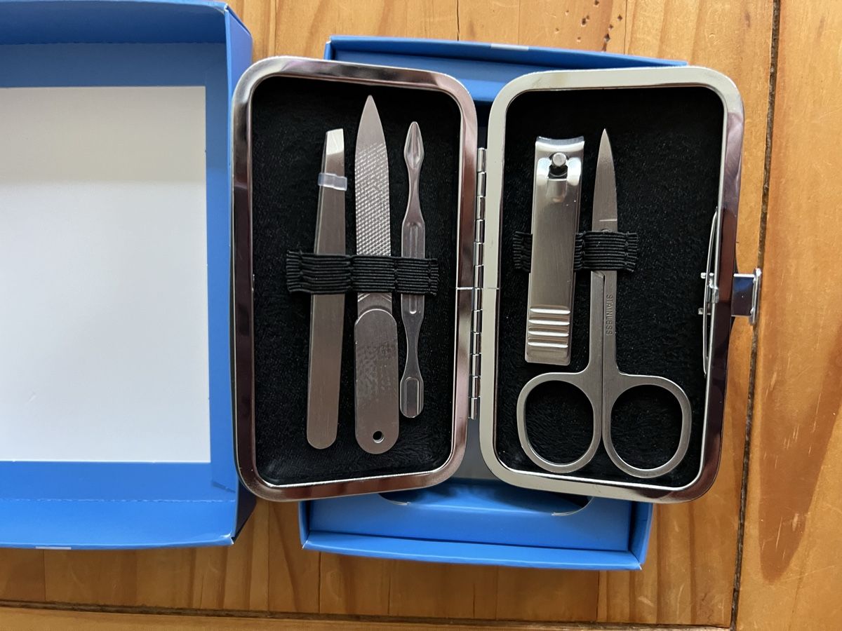 Unghie finte: Neues Nagelset im Etui – Nuovo e nell'imballaggio originale da Kallnach venduto da sta_sy57 1