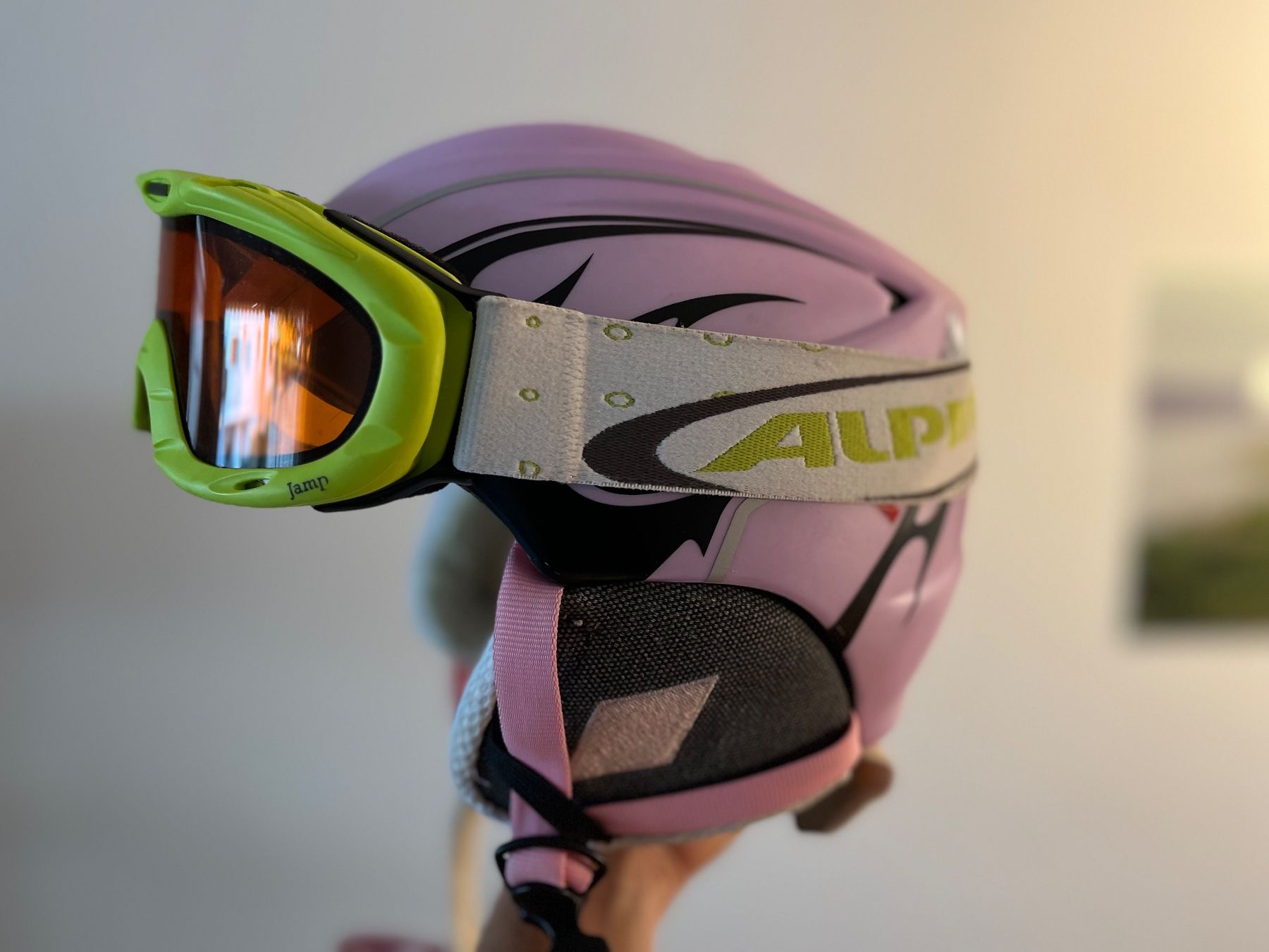 Caschi: verstellbarer Mädchen Ski-Helm K-Tec – Usato da Wohlen AG venduto da momo_1973 1